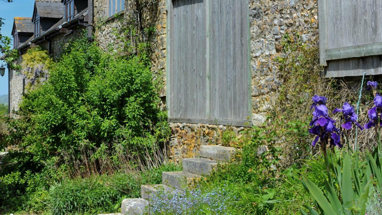 Rose Cottage Musbury Exterior photo